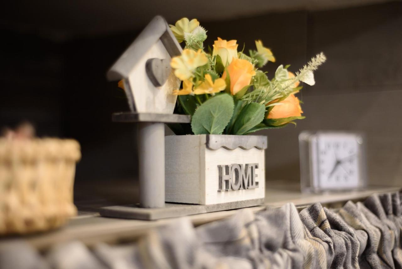 Esse Home Неаполь Экстерьер фото
